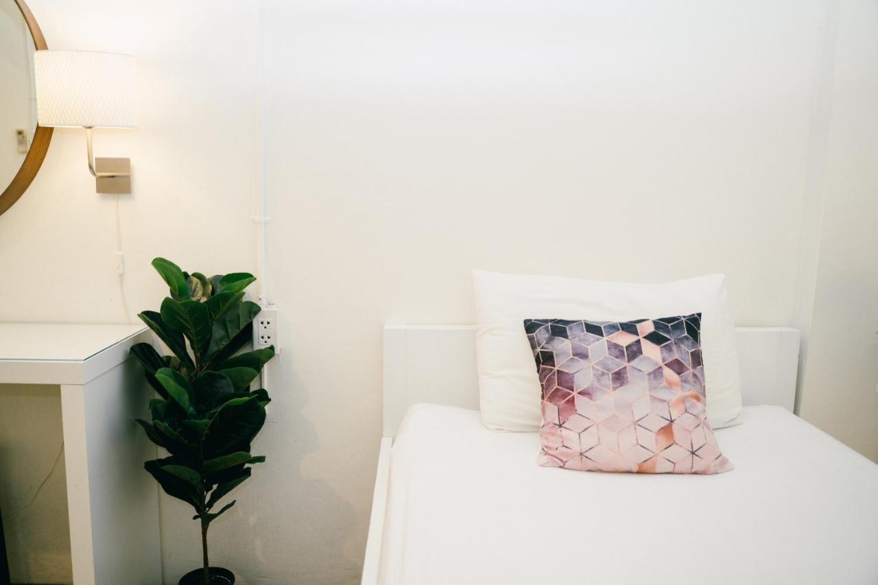 בנגקוק Hq Hostel Silom מראה חיצוני תמונה