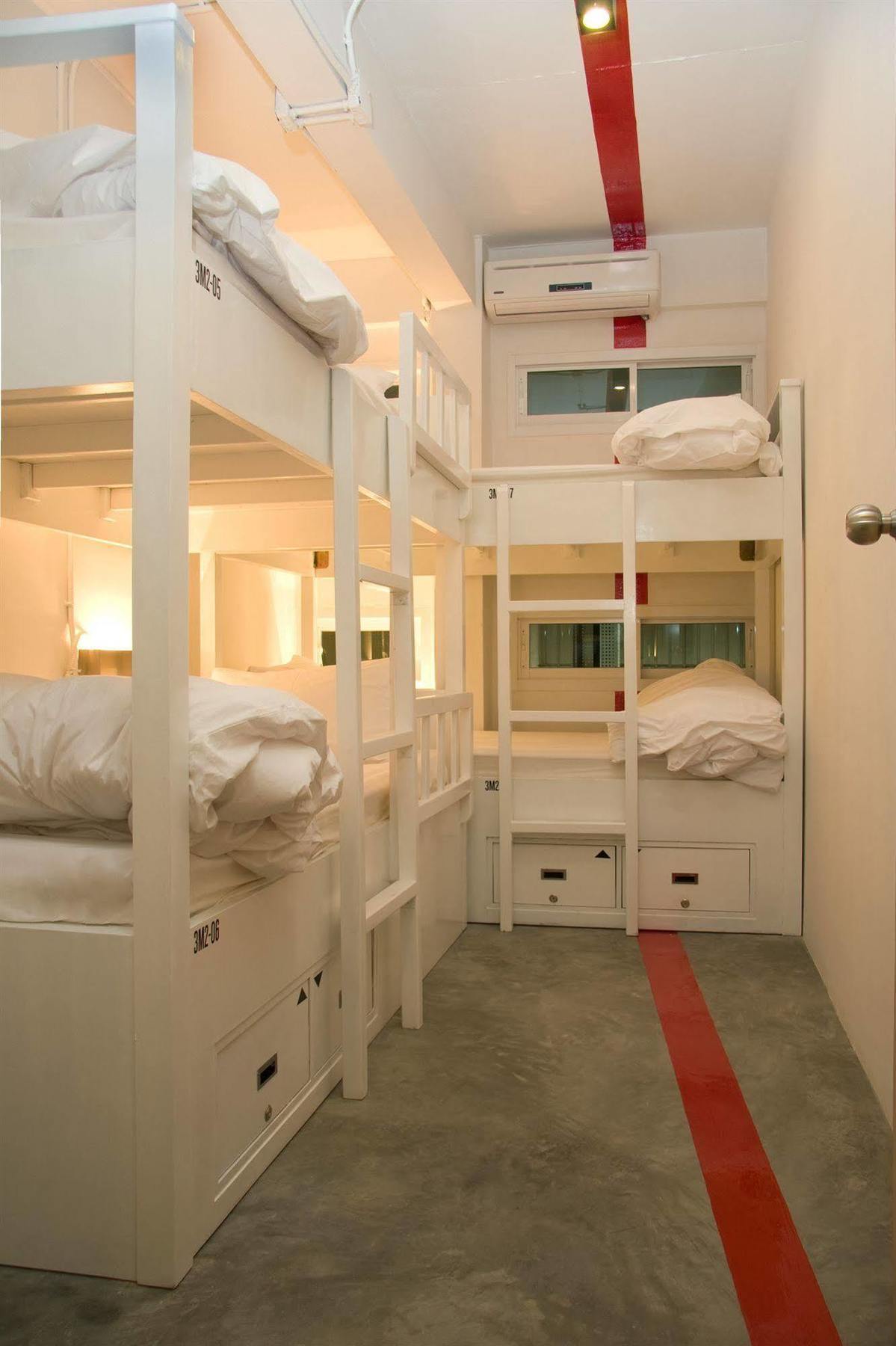 בנגקוק Hq Hostel Silom מראה חיצוני תמונה