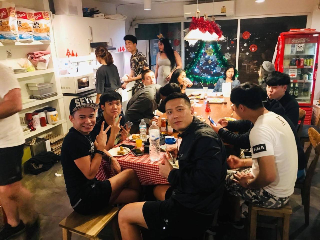 בנגקוק Hq Hostel Silom מראה חיצוני תמונה