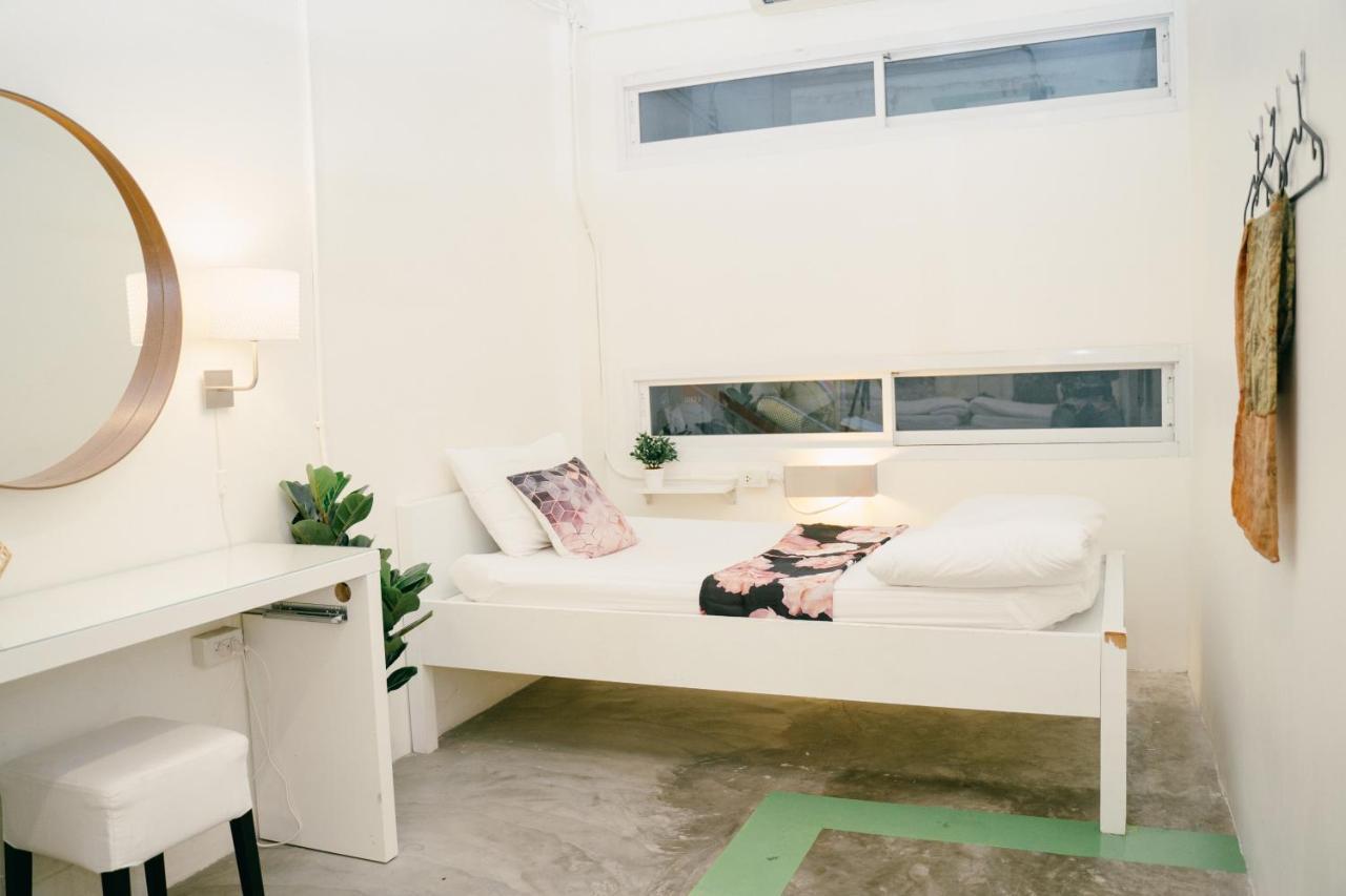 בנגקוק Hq Hostel Silom מראה חיצוני תמונה